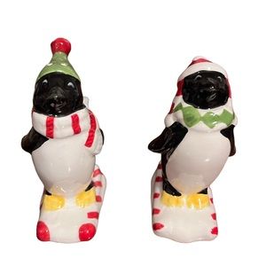 Penguin Salt & Pepper Shakers NWOT